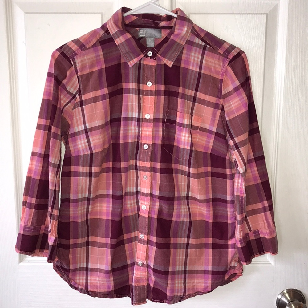 Ladies Button Up Top - Size Medium
